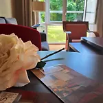 Mas Eu Aparthotel