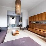 Apartment Spacious In Brussels, Large Private Garden