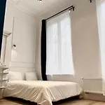 Chez Gianni & Stephanie - A Cozy And Elegant In