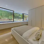 Luxurious 1000m2 With Garden And Pool Villa *