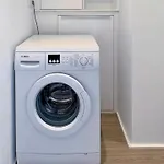 Prestige - Uptown Apartment