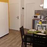 Apartment Chez Esmara Et Philippe Fourche *