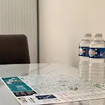 Bora * بروكسل