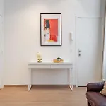 Fully Furnished And Modern Flat - Center
