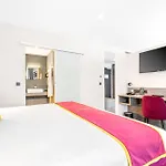 Marivaux 4*