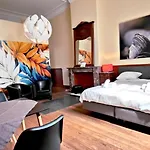 Bed & Breakfast Maison Jamaer 3*