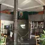 Le Dome Hotel 3*