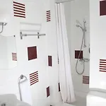 Отель Barry 2*