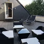 Отель Le Dixseptieme Брюссель