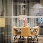 Novotel Off Grand Place מלון בריסל