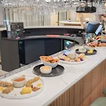 מלון Novotel Off Grand Place 4*