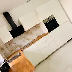 Skyline Duplex Parking Fibre Modernite Apartment