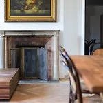 Apartment Du Sablon