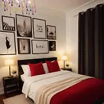 Euro Edens Cosy Historic In Jacuzzi, Garden, Location Гостевой дом Брюссель