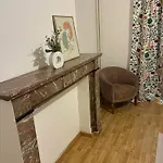 Et Dans Un Immeuble *