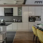 Kweni House