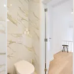 Toison D'or House 4
