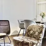 Spacious Terrace In The Heart Of *
