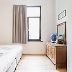 Apartamento 1 Bedroom W Kitchen And Bathroom In Trendy St Gilles *