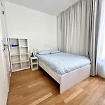 Lovely With Balcony By Grand Place For 4 شقة بروكسل