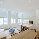Toison D'or House 4 * Брюссель