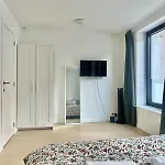 Modern & Elegant Near Montgomery アパート ブリュッセル