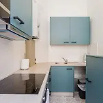 1 Bedroom W Kitchen And Bathroom In Trendy St Gilles Apartamento Bruxelas