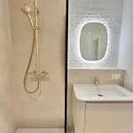 Duplex Design & Elegant Au Coeur De Διαμέρισμα