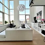 Frühstückspension Penthouse Skyline Penthouse 220 M2 Of Refined Elegance