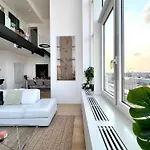 Frühstückspension Skyline Luxury Penthouse In 220 M2 Of Elegance 4*
