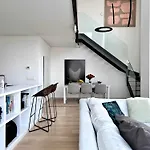 Skyline Luxury Penthouse In 220 M2 Of Elegance Frühstückspension Brüssel
