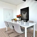 Bed & Breakfast Suite Penthouse Brussels Skyline Penthouse Suite 220 M2 Of Refined Elegance Suite