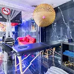 & Wellness Area Jacuzzi Sauna Massage Table Villa *