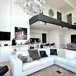 Suite Penthouse Brussels Skyline Penthouse Suite 220 M2 Of Refined Elegance Suite 3*