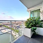 Suite Penthouse Brussels Skyline Penthouse Suite 220 M2 Of Refined Elegance Suite Brusel
