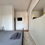 Apartmán Family Cosy For Up To 9 Guests Near Midi Station Brusel