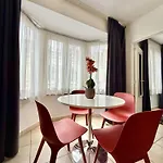 Elegant Close To The European Parliament * Brusel