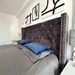 Apartmán Family Cosy For Up To 9 Guests Near Midi Station *