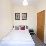 Apartmán Spacious 2br Near Grand Place 1
