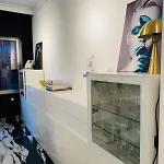 Apartman Charming 1 Bedroom With Terrace *