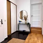 Apartmán Family Cosy For Up To 9 Guests Near Midi Station Brusel