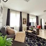Apartmán Elegant Close To The European Parliament