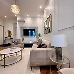 Family Cosy For Up To 9 Guests Near Midi Station Apartmán *
