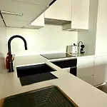 Cosy And Modern 1bed Near Gare Du Midi Dox *