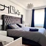 Apartmán Family Cosy For Up To 9 Guests Near Midi Station
