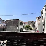 Family Cosy For Up To 9 Guests Near Midi Station Brusel