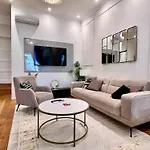 Family Cosy For Up To 9 Guests Near Midi Station Apartmán Brusel