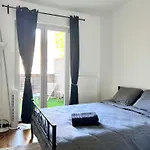 Apartmán Family Cosy For Up To 9 Guests Near Midi Station