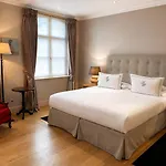 Отель Le Dixseptieme 4*
