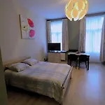 아파트먼트 마르코 폴로 미디 * 브뤼셀